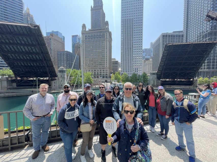 Chicago in a Day: Food & Walk Tour+Free Bike or Kayak Rental - Starting with Chicago’s northern downtown landmarks