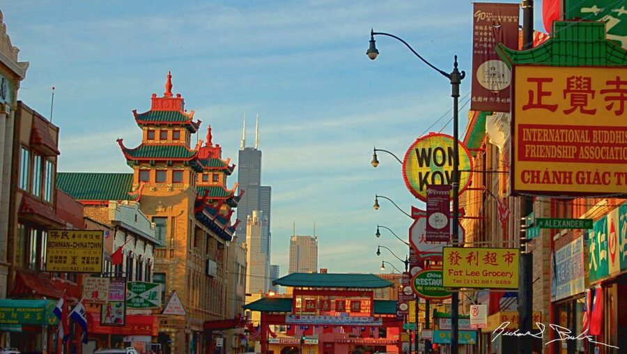 Chicago: Taste of Chinatown Food and Cultural Walking Tour - Chinatown’s Gateway Arch sets the scene