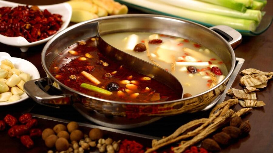 Chicago: Taste of Chinatown Food and Cultural Walking Tour - Finish with noodles, sweets, and the oldest bakery