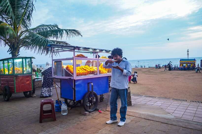 Colombo Local Food Tour by Tuk Tuk – All Inclusive - The food keeps coming