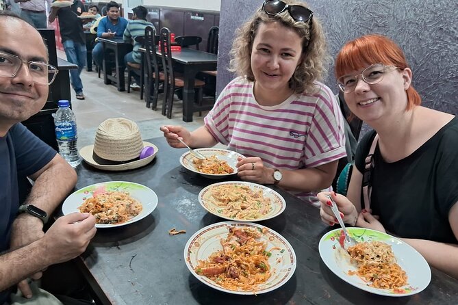 Colombo local Food Tour &City Tour by TukTuk All food Included - Key points before you book