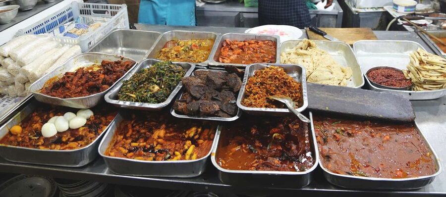 Colombo: Street Food Private Walking Tour with Transfer - Should You Book It?