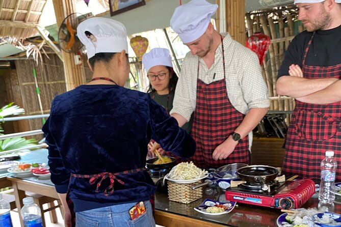 Cooking Class and Tasting Pho in Da Nang with Local Chef - Vegetarian substitutions are available