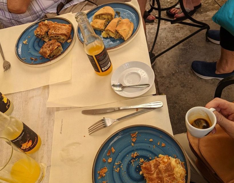 Corfu: Shared Group or Private Food Walking Tour - Sofrito and pastitsada for lunch