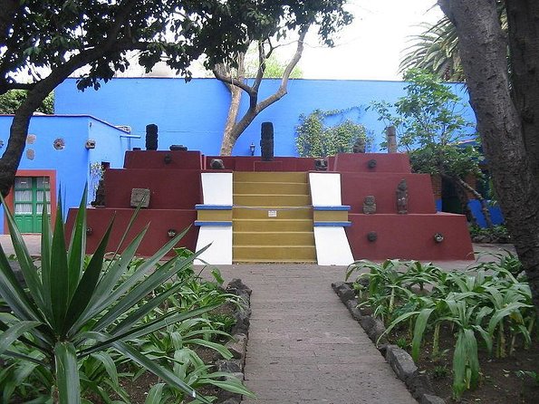 Coyoacán Walking Tour: Access to Frida Kahlo Museum & Tacos - Key Points Before You Book