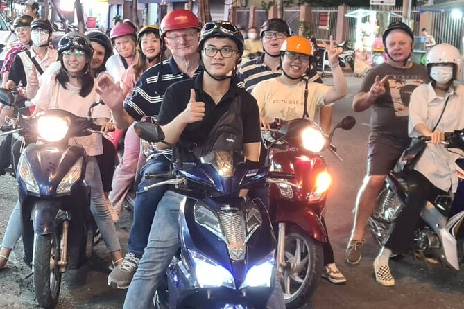 Da Nang by Night from Hoi An: Seafood dinner, night market and cruise trip - Who will enjoy this five-hour evening?