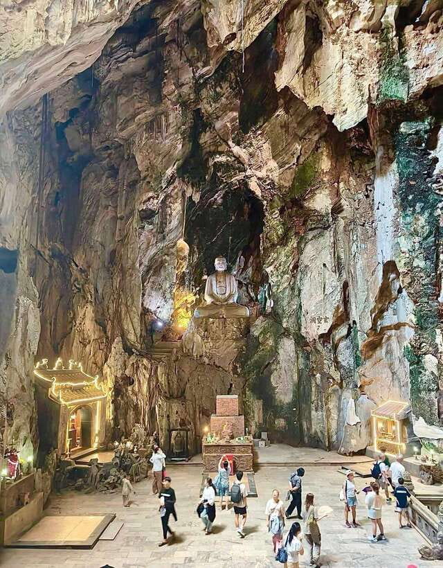 Da Nang City Sightseeing & Street Food Full Day Private Tour - My Khe Beach starts the day with open space