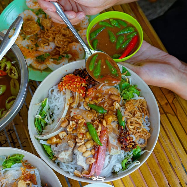 Da Nang: Local Street Food Walking Tour - Timing, booking, and practical value