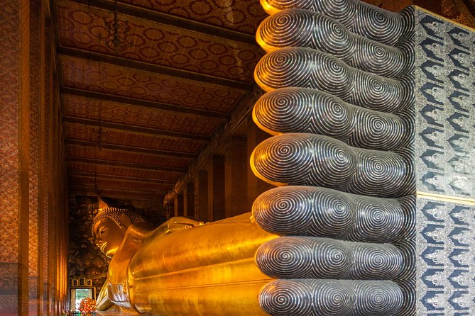 Damnern Saduak Floating Market, Grand Palace, Wat Phra Keo & Wat Pho - The 7 a.m. start and ride through the countryside
