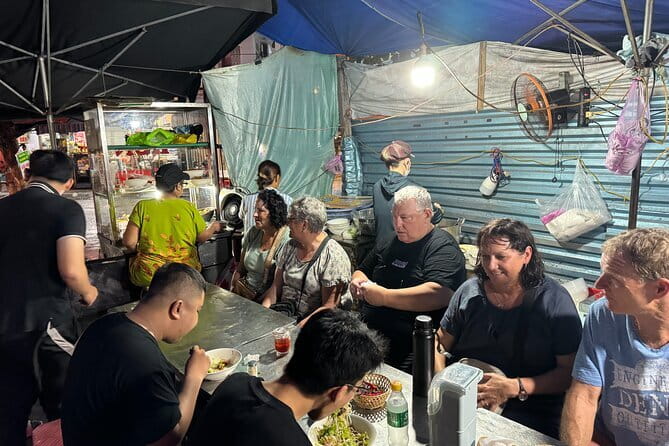 Danang Food Tour With Local Students - A motorbike route that gives dinner some context