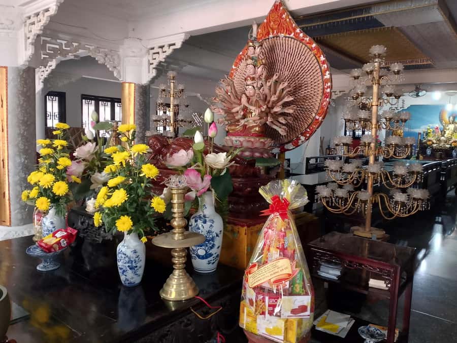 DaNang Private Walking Tour from Local Foods to Foot Massage - Is $20 good value?