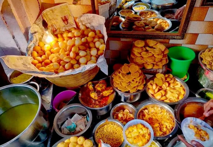 Delhi: Delhi Street Food Tour with Guide at Chandni Chowk - Who will enjoy this Old Delhi experience