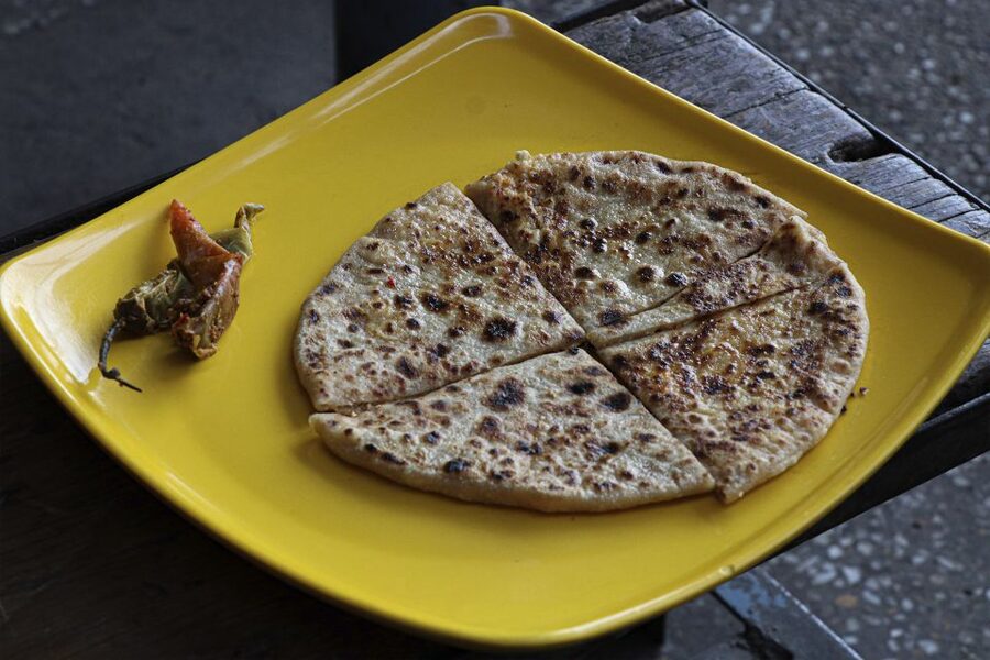 Delhi: Old Delhi Street Food Tour with Rickshaw Ride - Who will get the most from this four-hour outing