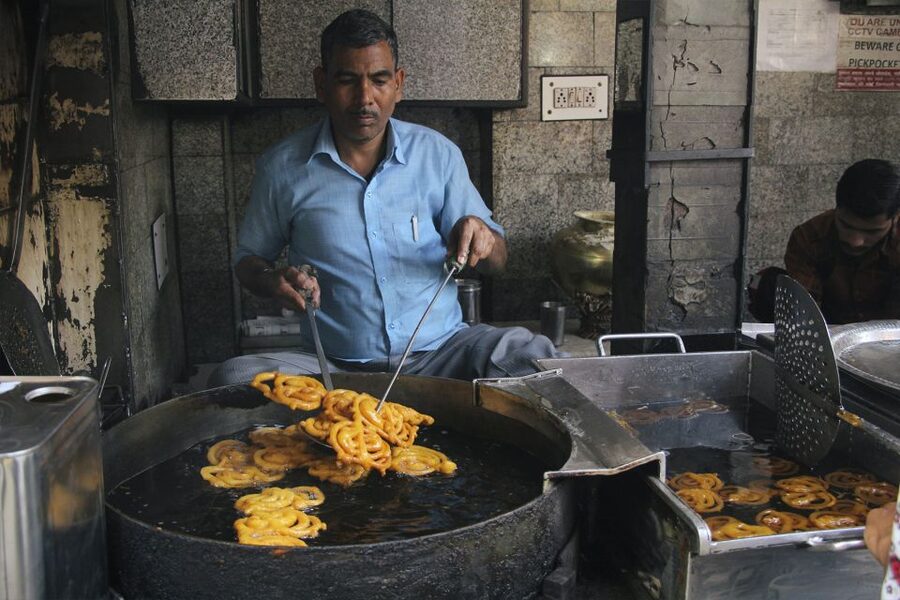 Delhi: Old Delhi Street Food Tour with Rickshaw Ride - Booking details that matter