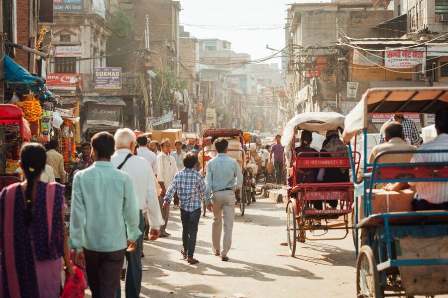 Delhi: Street Food Walking Tour of Old Delhi with Tastings - Language, Timing, and Food Practicalities