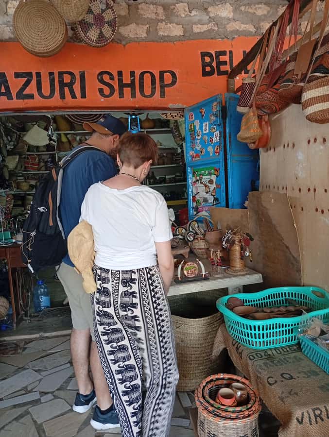 Diani: Market and Street Food Walking Tour - A Swahili dress and tailoring stop