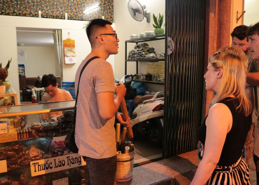 Discover Hanoi's Street Food by Night & Mini Class Coffee - 6:00 to 6:30 pm: Pickup and meeting in the Old Quarter