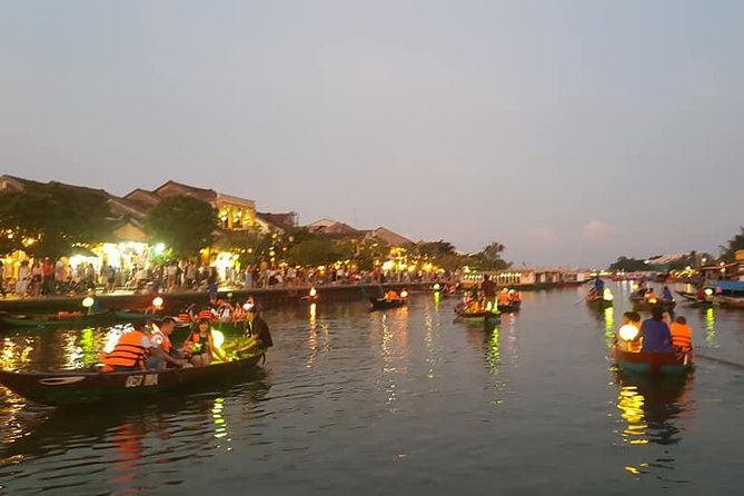 Discover Hoi An Walking Tour, Sampan Boat Ride, Night Market &Colourful Lanterns - Should you book the Hoi An lantern tour?
