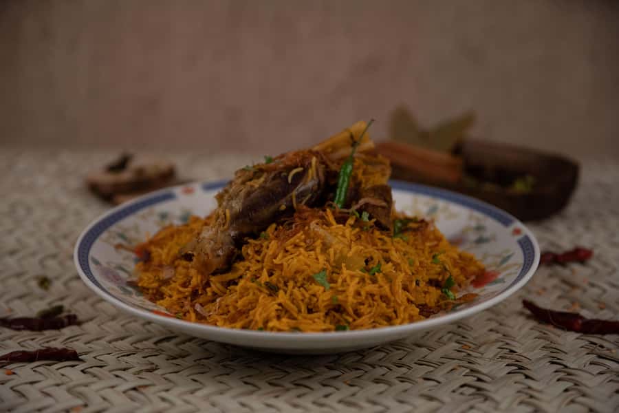 Dubai Food Tour: 4 Cuisines, Souks & Street Bites - Key points to know before booking