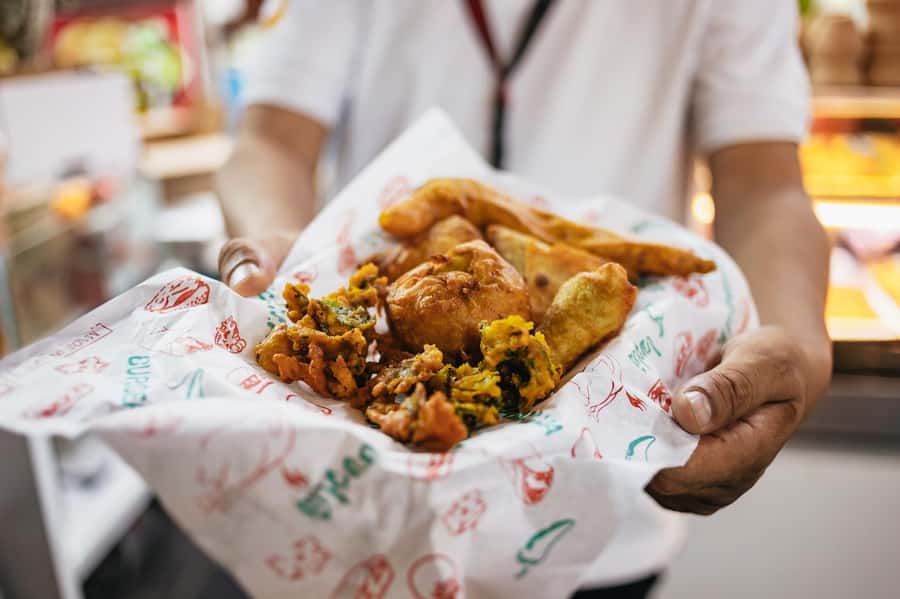 Dubai: Half-Day Street Food Tour - Starting beside the Indian temple and old markets