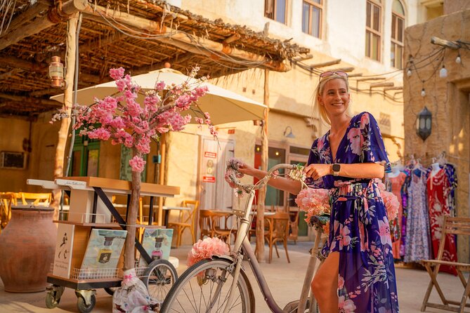 Dubai: Old Town, Souks, Street Food, Guided Tour & Abra Ride - Crossing Dubai Creek by abra
