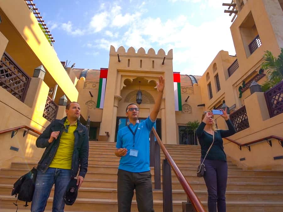 Dubai Private Top Attractions, Premium Vehicle & Street Food - A useful first look at Dubai in half a day