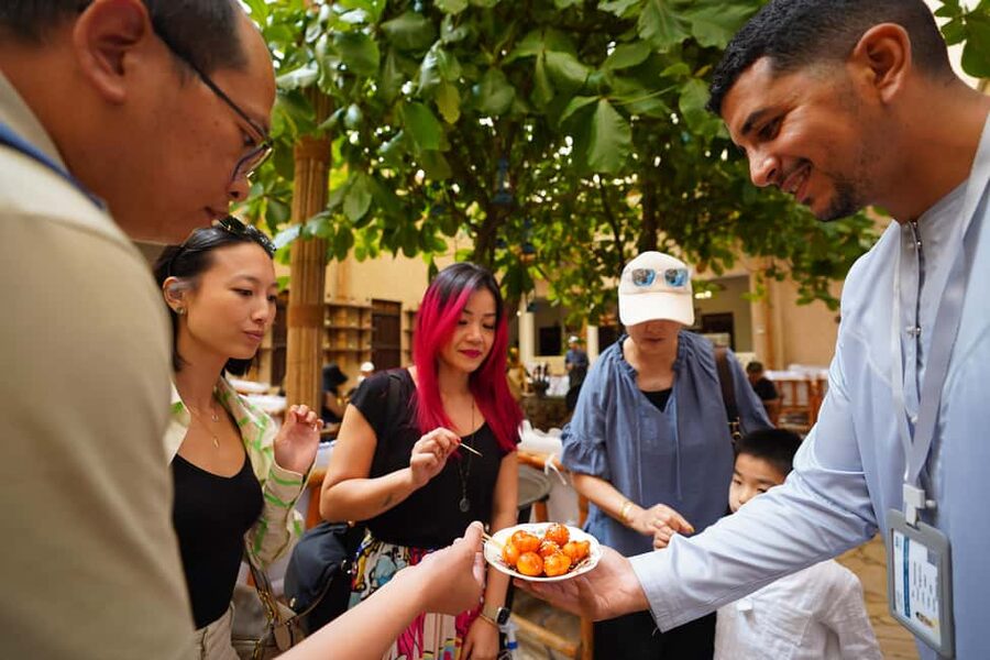 Dubai Top Highlights: Frame Entry, Souks, Abra & Street Food - Key points to know before booking