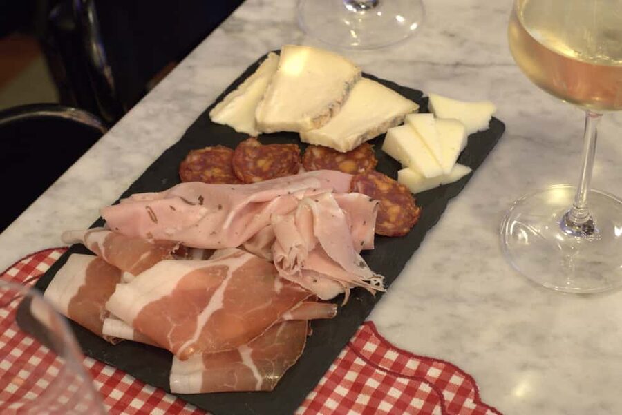 Eat & Walk : Street Food in the Center & Trastevere - The Pantheon: a landmark between tastings