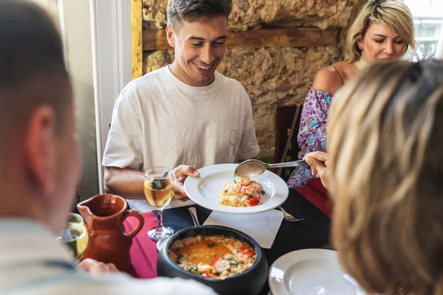 Eat & Walk Through Lisbon: A Local Food & Wine Experience - Why Baixa makes such a good food walk