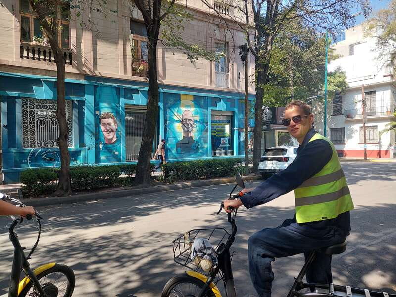 Electric Bike City Tour with a taco stop. - How the guides shape the experience