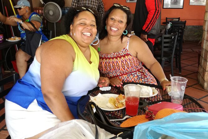 Enjoy La Bufadora and eat the best tacos! - Meeting at Museo Caracol near the port