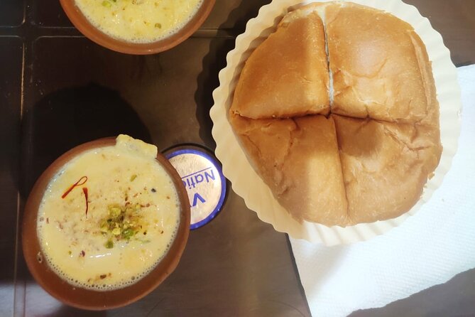 Evening Hyderabad Street Food Walk with Hyderabad Biryani - Starting near Charminar at 6 PM