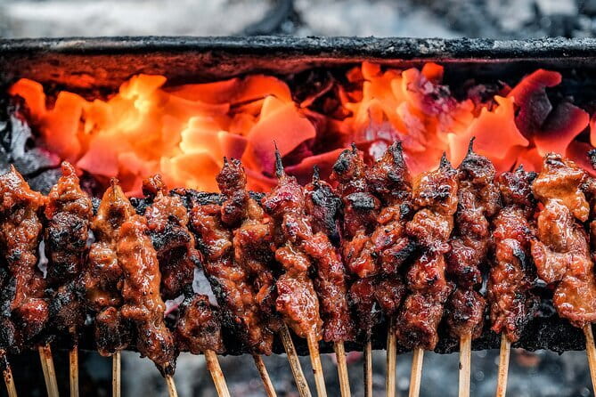 Experience Jakarta Street Food Scene with MRT Transportation - Why Jakarta Food Makes a Good Evening Tour