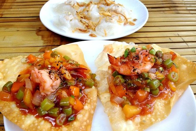 Experience Street Local Food Tour Hoi An - Chicken rice and the quieter side of local food