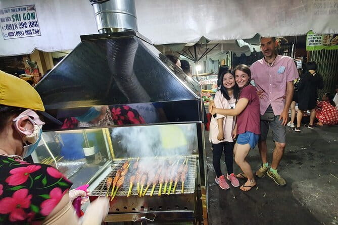 Explore Saigon Food with Local Foodie - Meeting your guide at 5:00pm