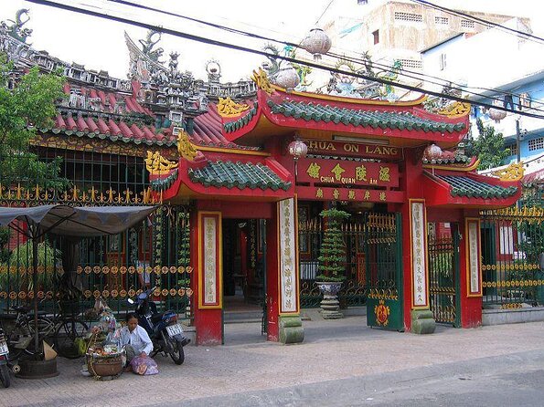 Female Rider | Street Food & Sightseeing By Motorbike - The quick take: what makes this ride worth considering