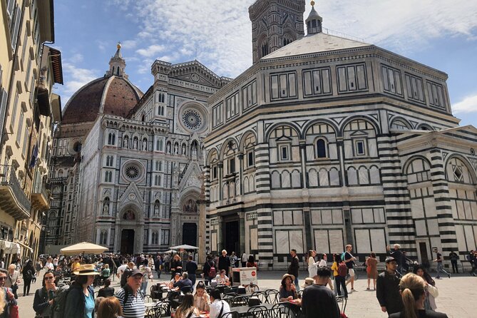 Flavors of Florence San Lorenzo Street Food and Sightseeing Tour - Basilica di San Lorenzo and the Medici connection