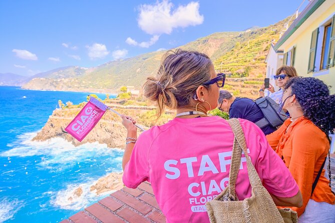 Florence: Cinque Terre Park Day Trip with Optional Street Food - Riomaggiore closes the day with color and cliffs