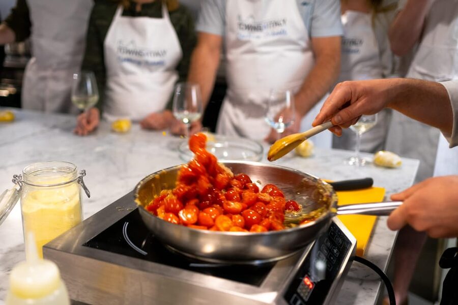 Florence: Cooking Class with Local Food Market Tour - Tiramisù and the sweet part of the lesson