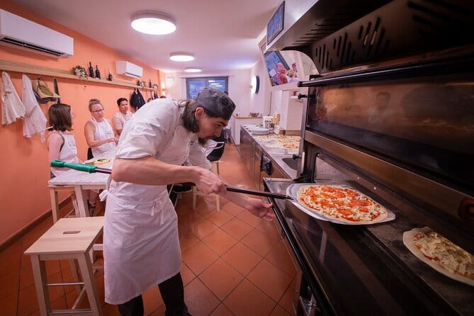Florence Street Food Tour with Walking Sightseeing and Local Guide - Schiacciata, Pasta, Cantuccini, and Gelato