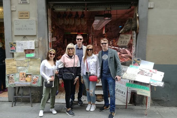 Florence Street Food Tour with Walking Sightseeing and Local Guide - Walking Past the Duomo and Santa Croce