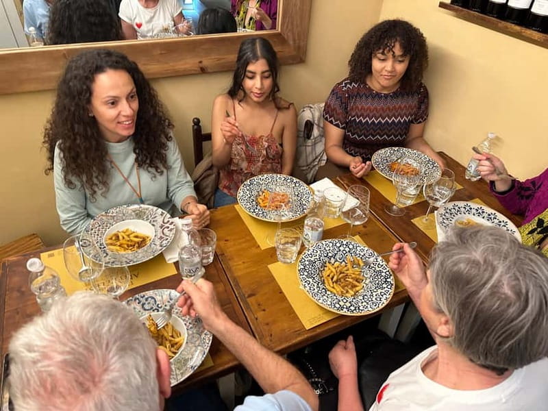 Florence: Street Food Tour with Wine & Local Guide - Who should book this walk?