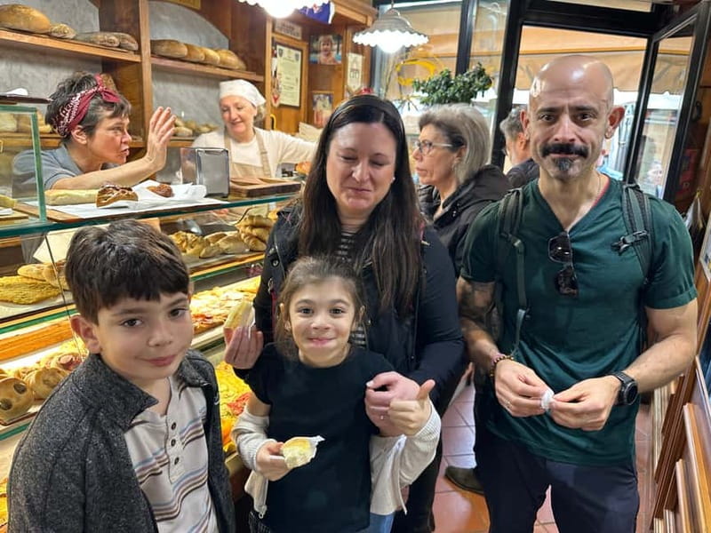 Florence: Street Food Tour with Wine & Local Guide - Morning market or evening sunset