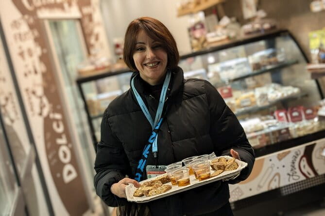 Florence Street Food Walking Tour with wine in Duomo Area - Mercato Centrale and the practical side of Tuscan food