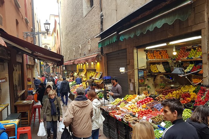Food markets tour with a local! - Who Will Get the Most From This Tour