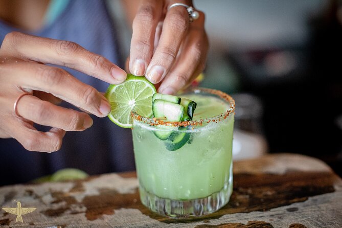 Food & Mixology Tour:Tequila,Tacos, Mezcal and Agave Cocktails - Taco stands and Mezcal y Sal