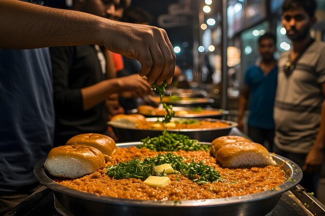 Food Walk in Ahmedabad to Savor Gujarati Cuisine - Starting at Raipur Darwaja at 3:30 pm