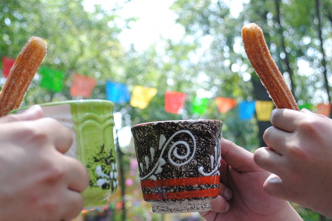 Frida Kahlo VIP [Museum Tickets Included] Bike, Markets & Churros - Why this Coyoacán bike tour works so well