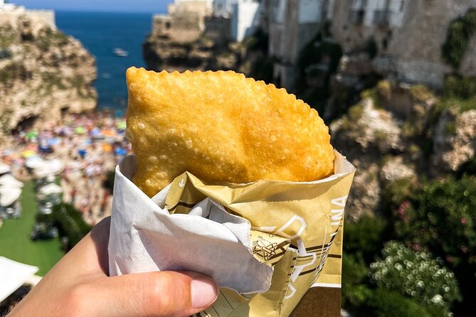 From Bari: Visit Polignano a Mare with street food tour - A local introduction with Alessandra or Giuseppe