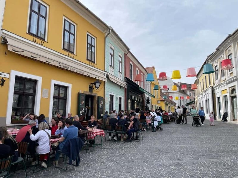 From Budapest: Szentendre Day Trip with Street Food - Meeting at Batthyány tér and taking the train